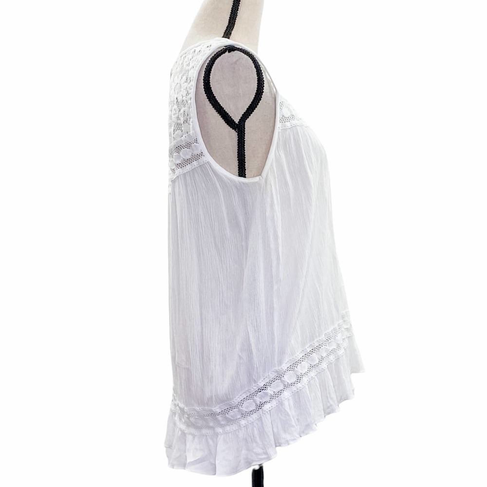 SPEED Limit MPH White Sheer Lace Yoke Sleeveless Crochet Blouse - Picture 4 of 12